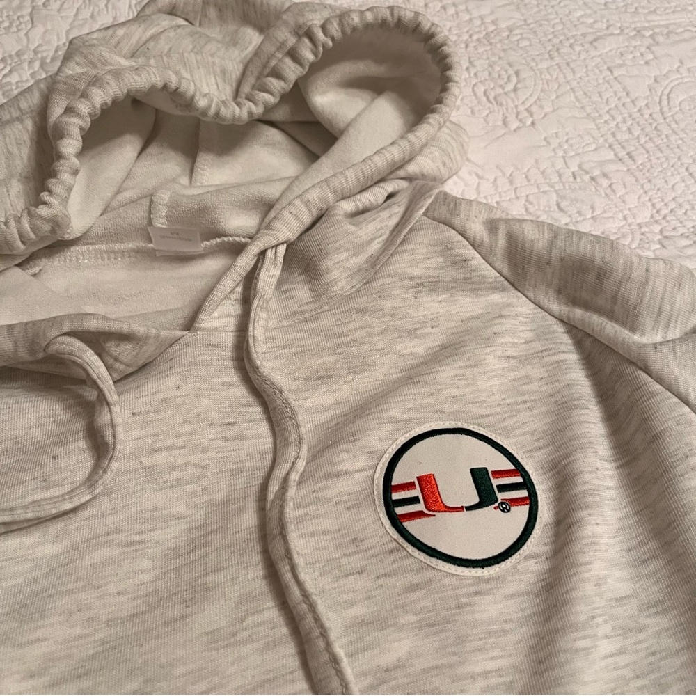 Miami Hurricanes Grey Cropped Hoodie With Pocket, Women’s Medium *NEW*